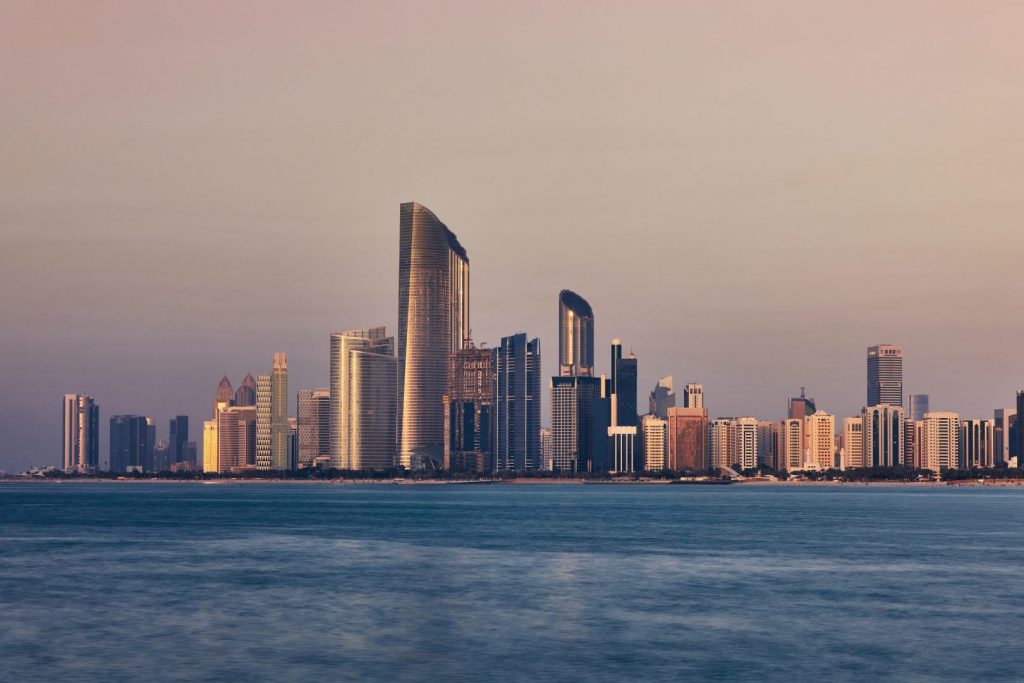 الإمارات تتصدر إقليميا مؤشر ثقة الاستثمار الأجنبي المباشر لعام 2025